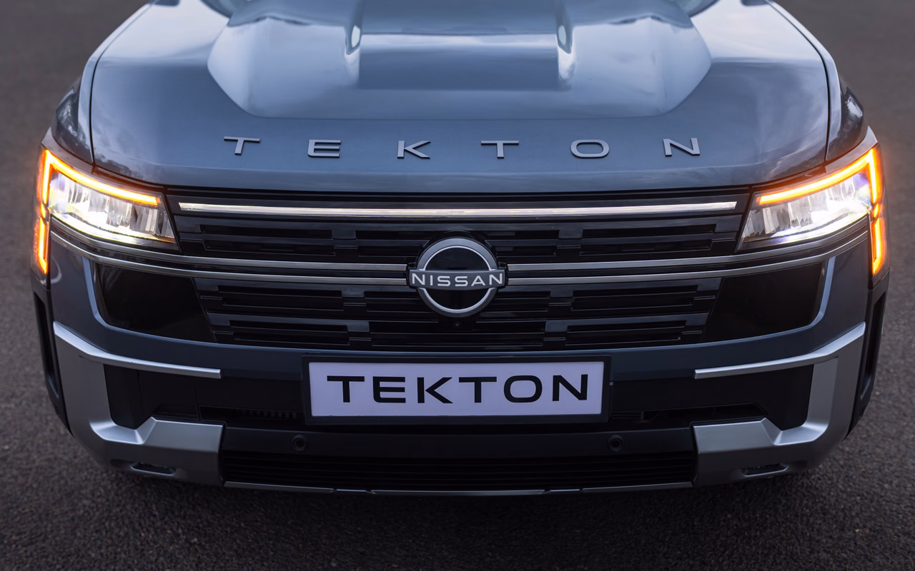 Nissan Tekton Exterior #10