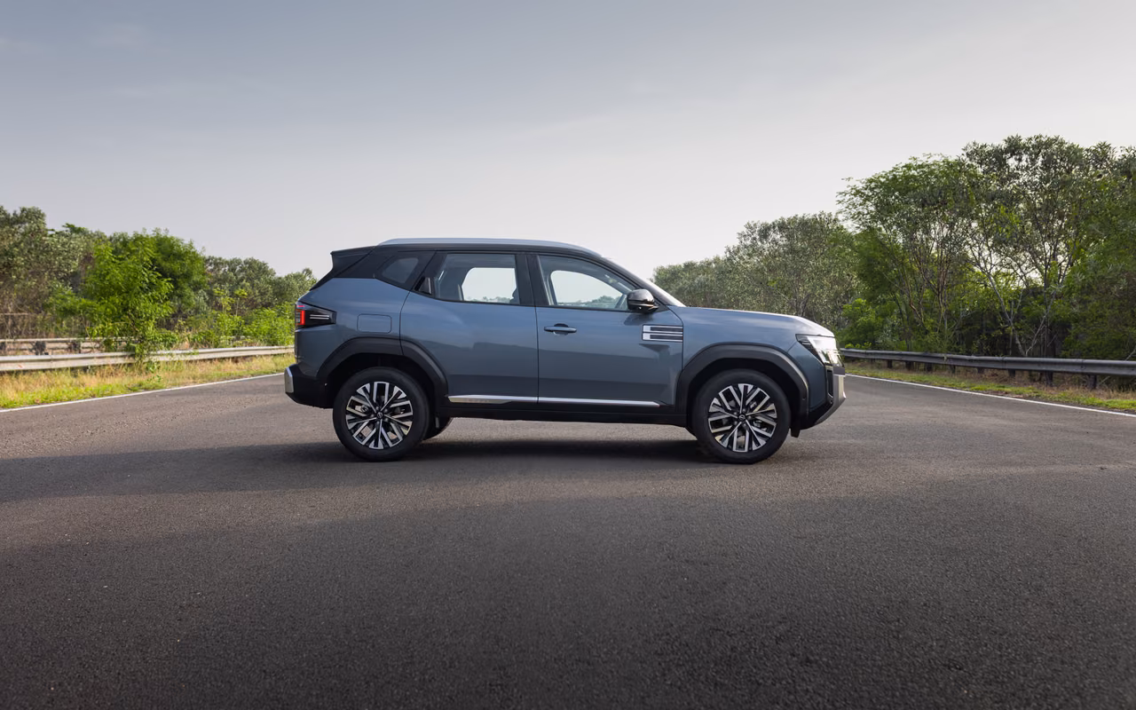 Nissan Tekton Exterior #11