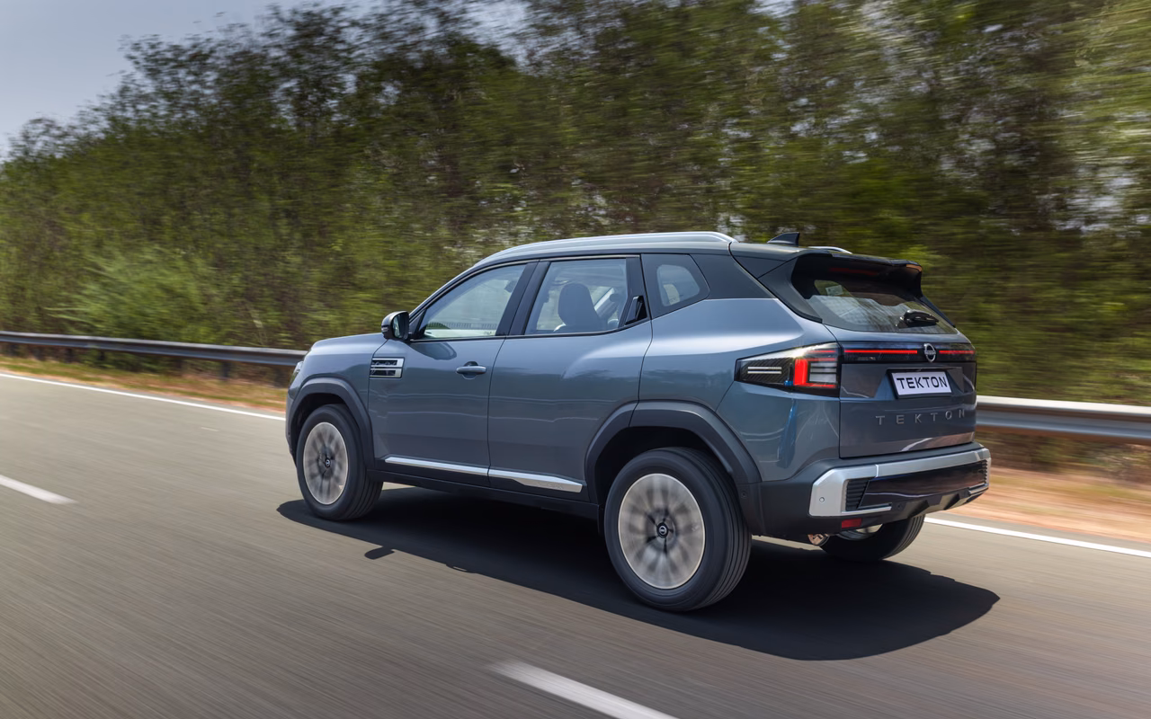 Nissan Tekton Exterior #18