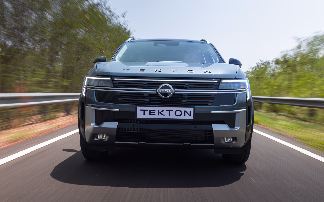 Nissan Tekton Exterior #29